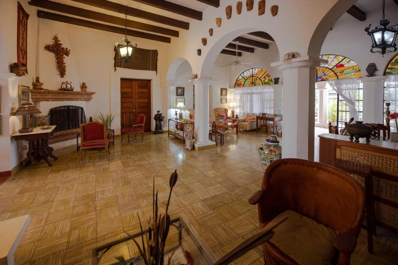 Casa Serena Vista Álamos エクステリア 写真