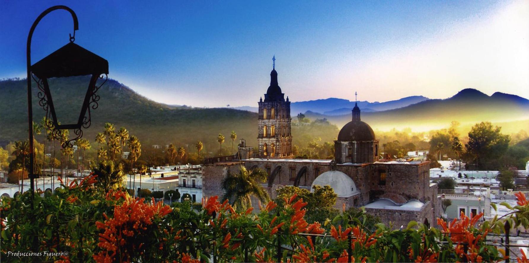 Casa Serena Vista Álamos エクステリア 写真