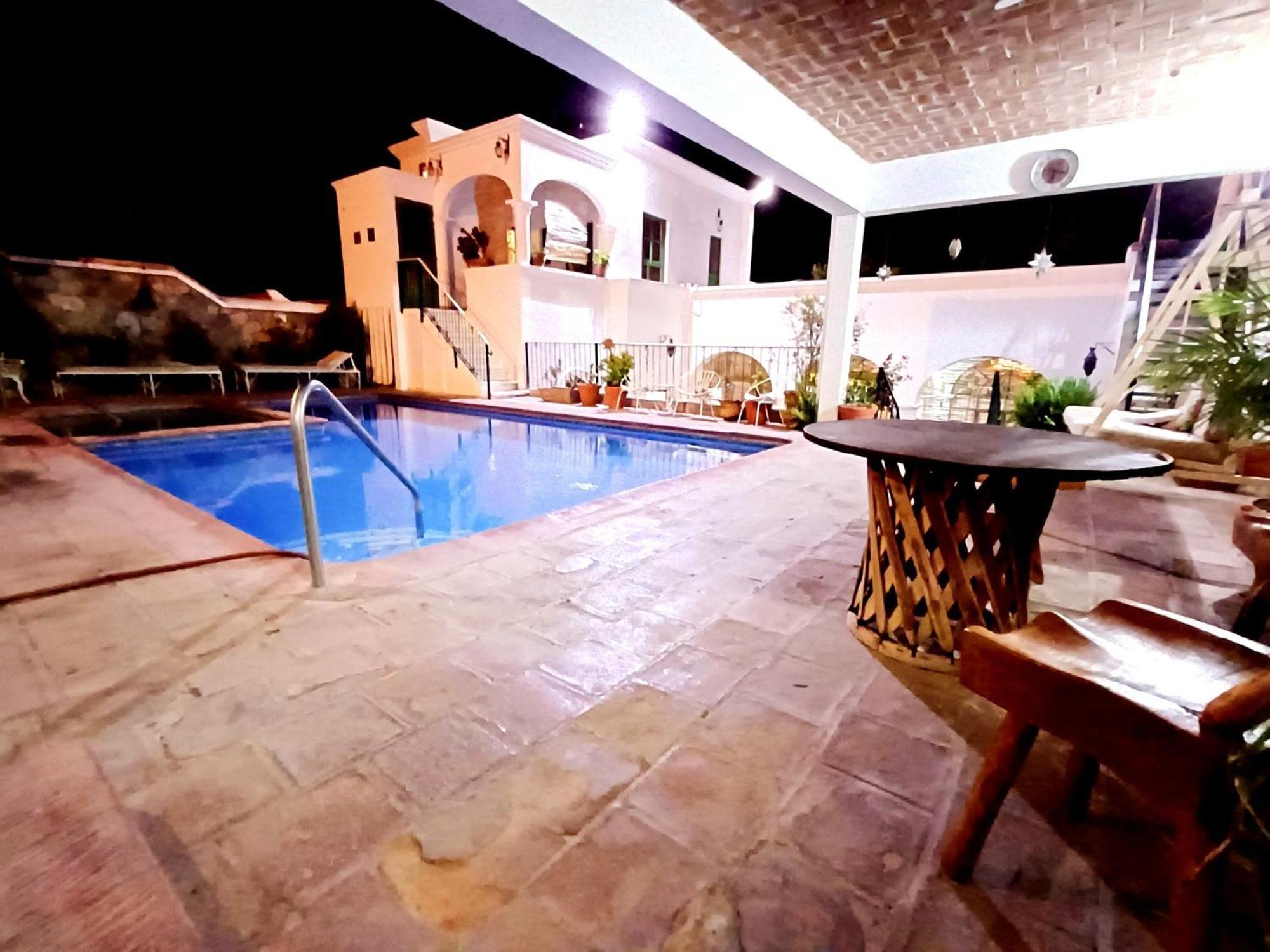 Casa Serena Vista Álamos エクステリア 写真