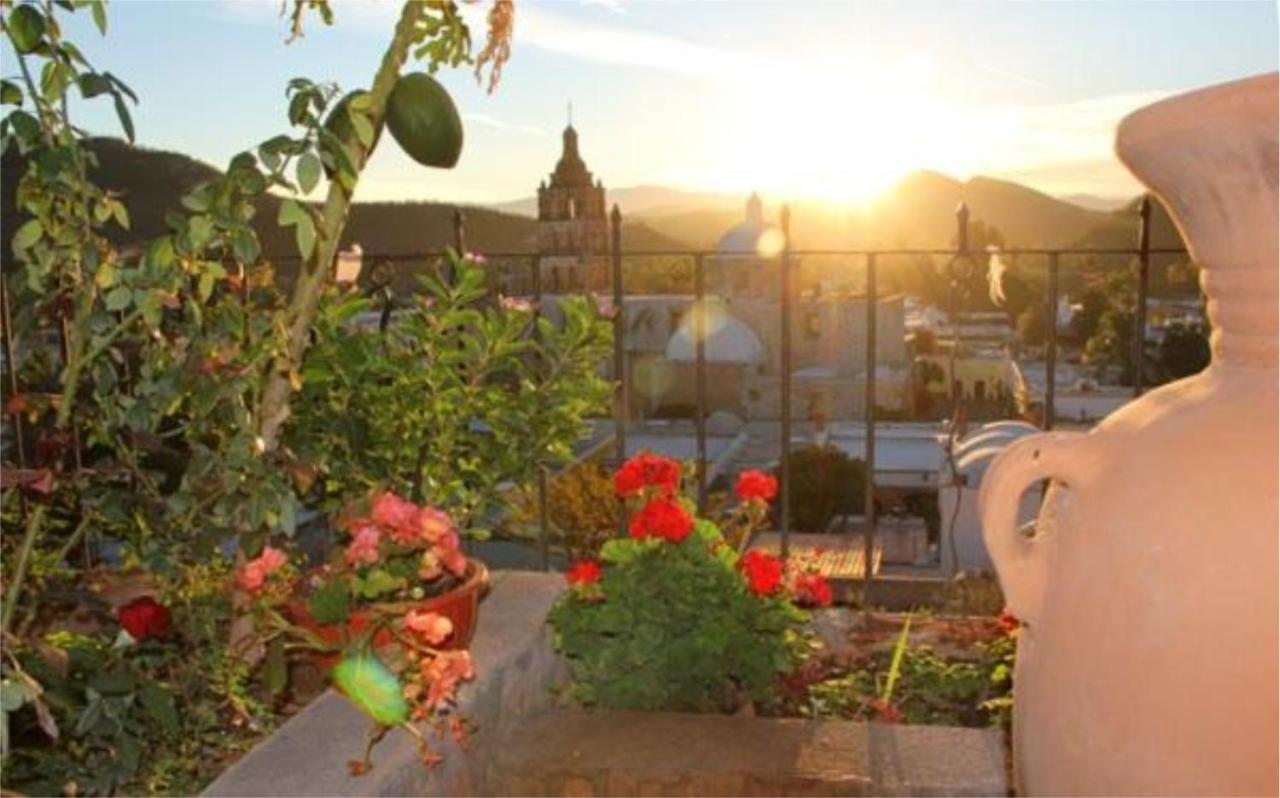 Casa Serena Vista Álamos エクステリア 写真